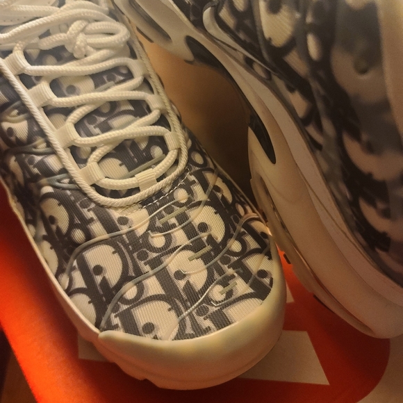 Nike Air Max Vapormax x Christian Dior | Rare Custom Style | Cookies n Creme - Picture 10 of 10